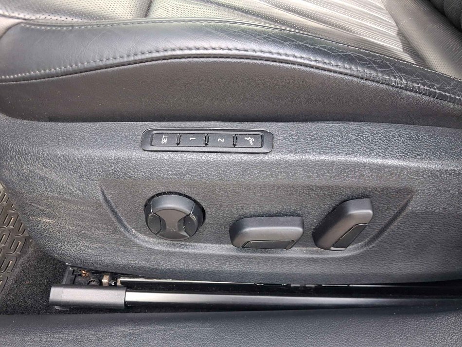 Škoda Superb III 2.0TDi L&K 4x4