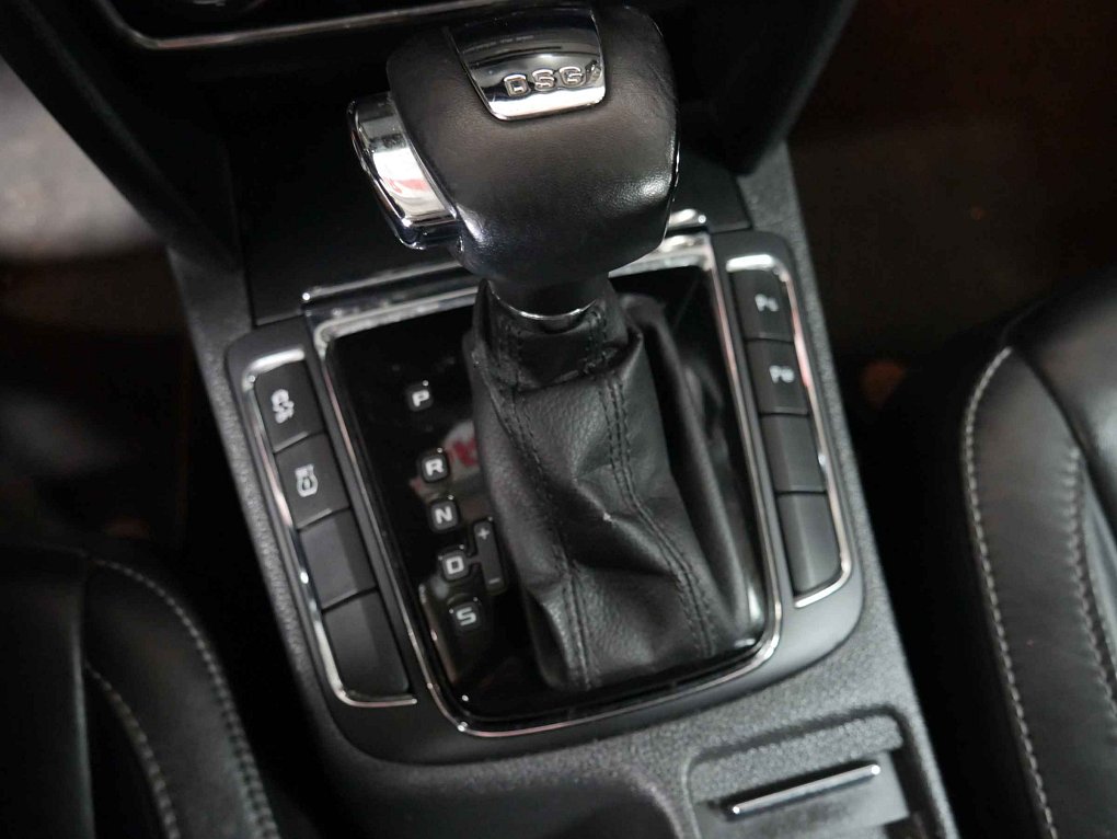 Škoda Superb II 2.0 TDi Elegance