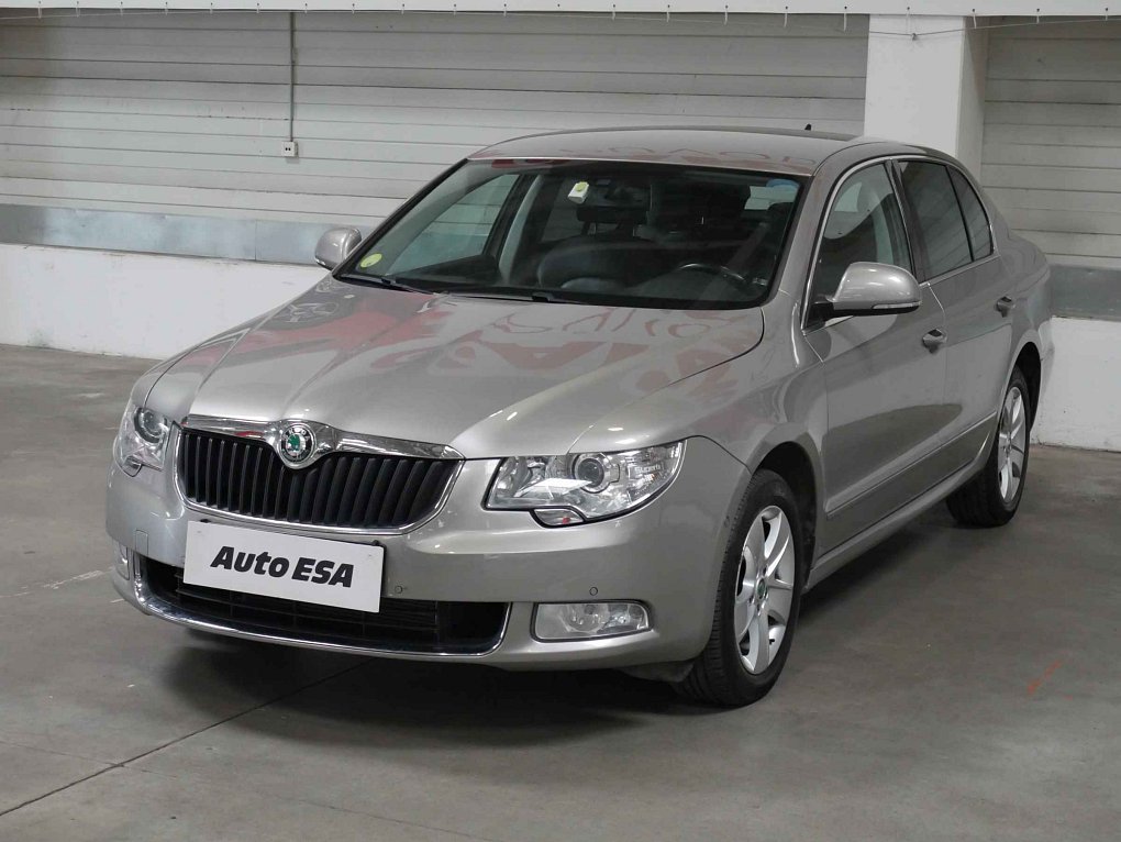 Škoda Superb II 2.0 TDi Elegance