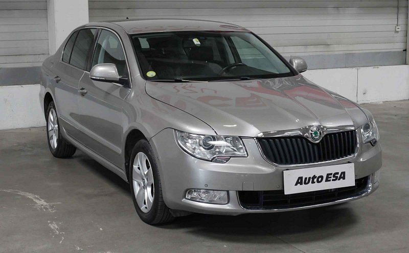 Škoda Superb II 2.0 TDi Elegance