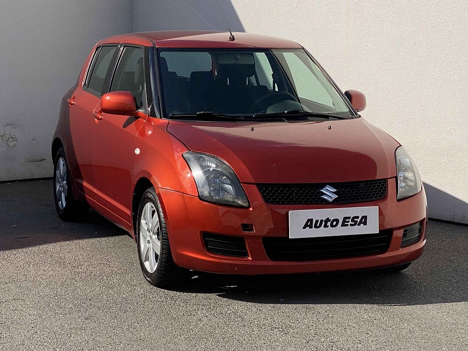Suzuki Swift 1.3i 