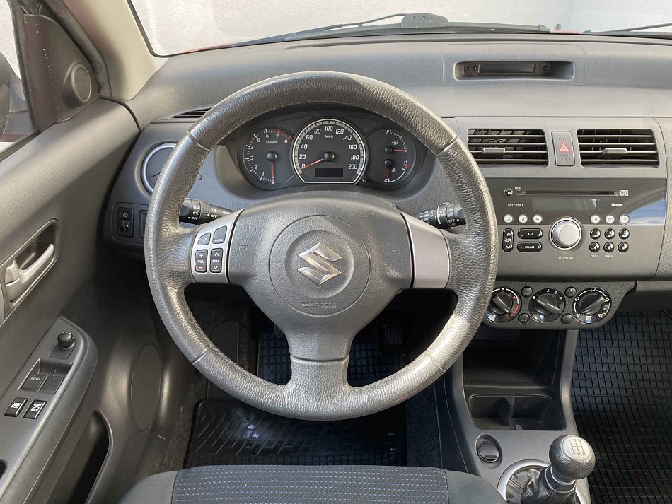 Suzuki Swift 1.3i 