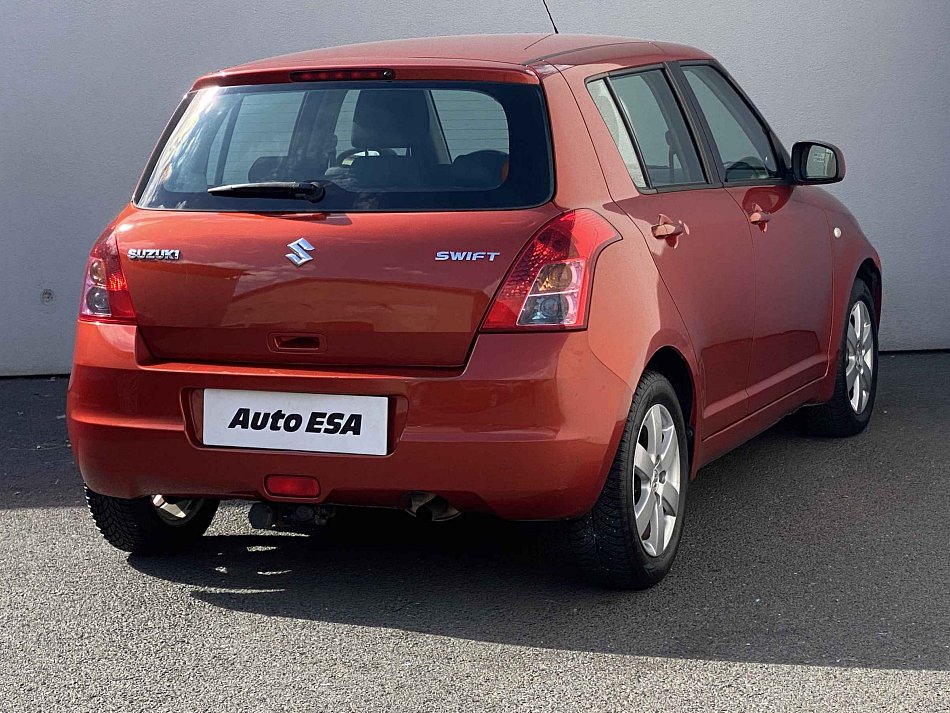 Suzuki Swift 1.3i 