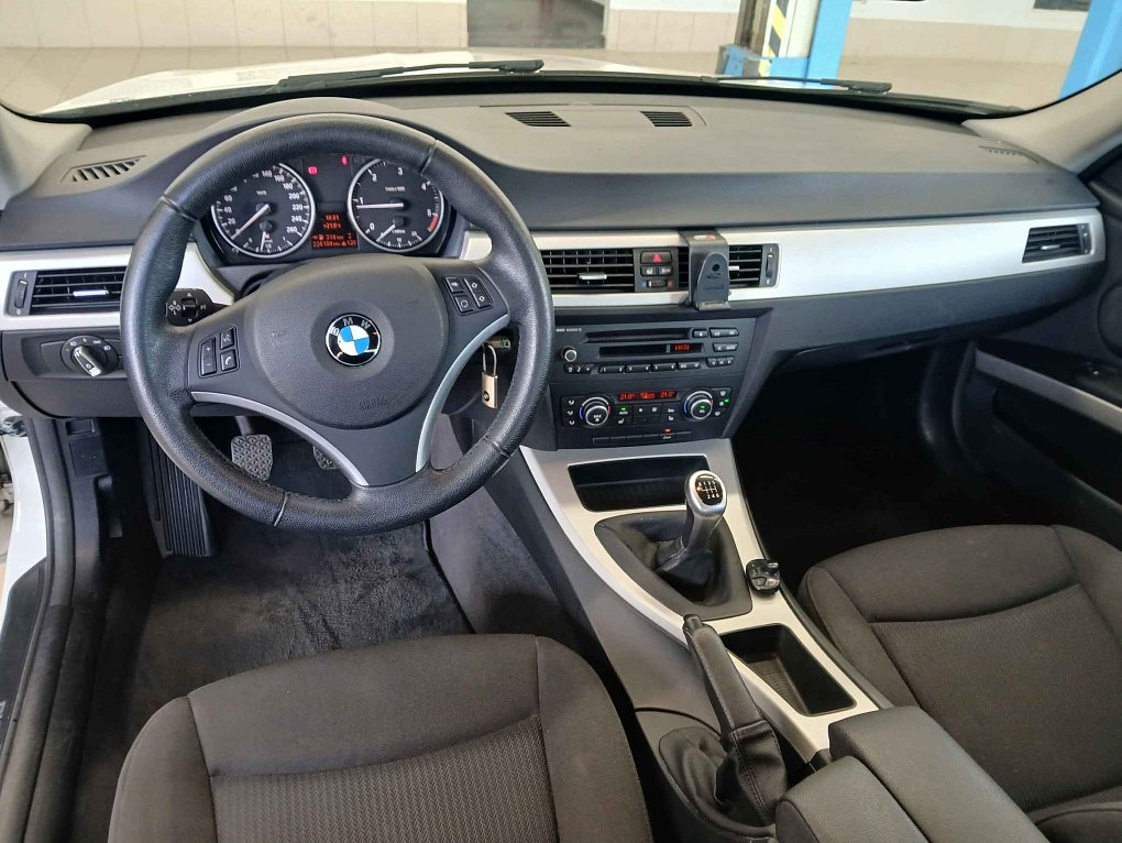 BMW Řada 3 2.0d  318d