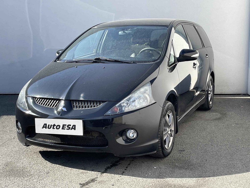 Mitsubishi Grandis 2.4i 