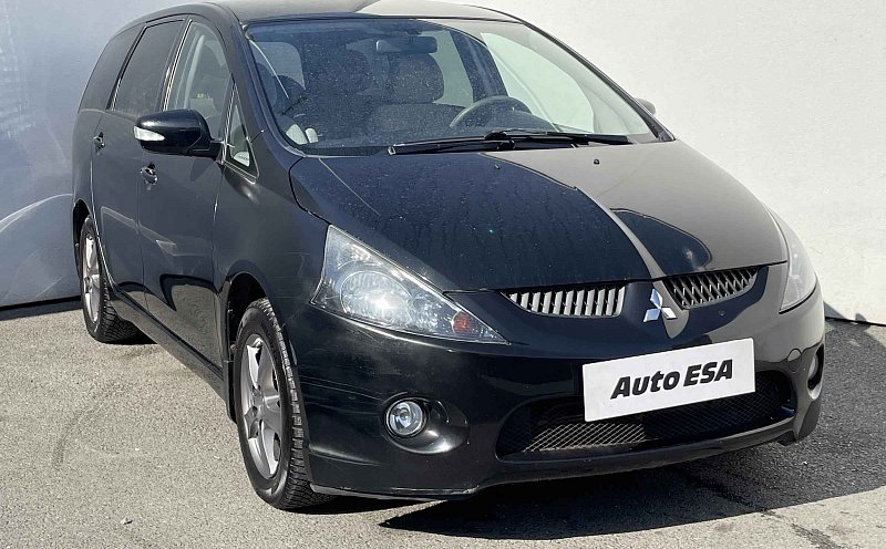 Mitsubishi Grandis 2.4i 