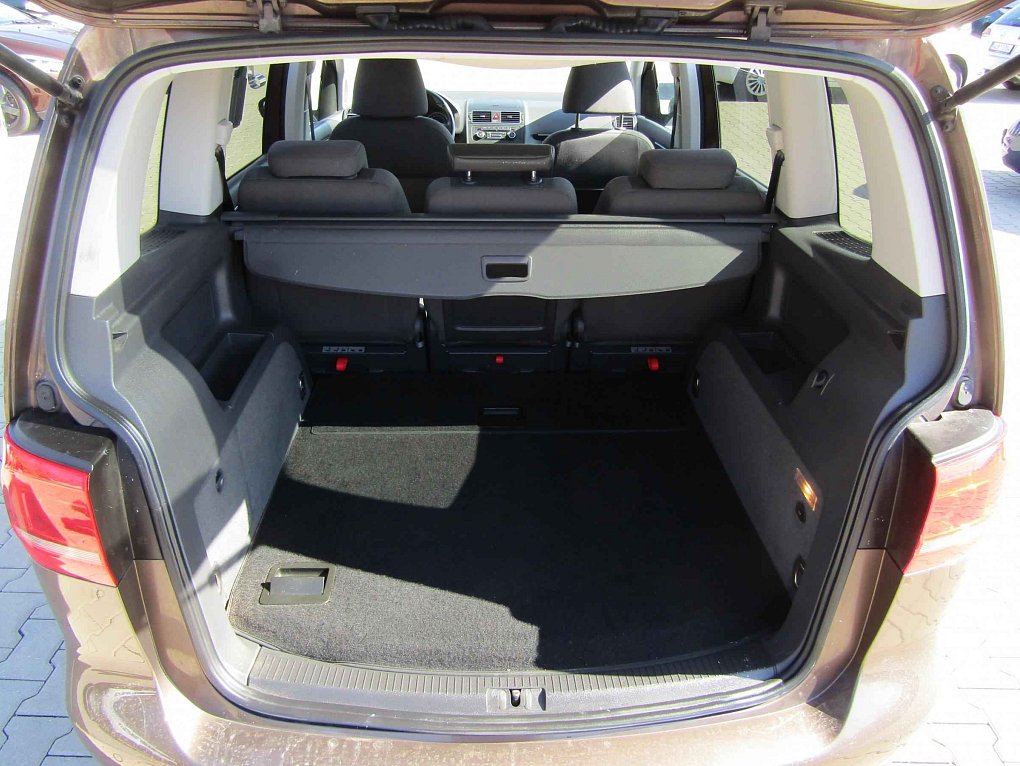 Volkswagen Touran 1.4 TSi Highline
