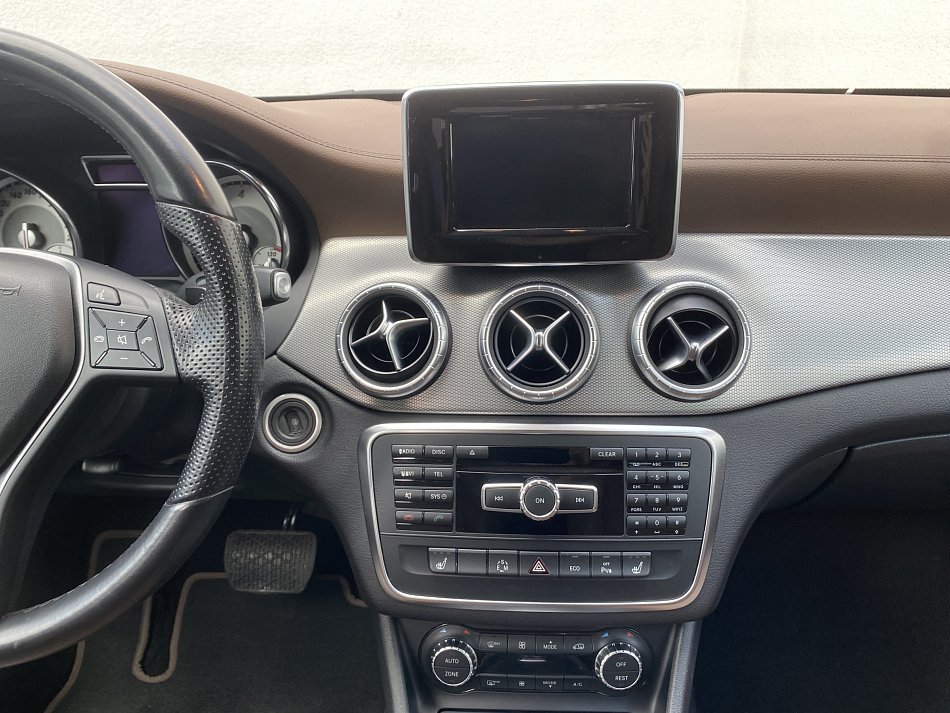 Mercedes-Benz CLA 2.2 CDI 