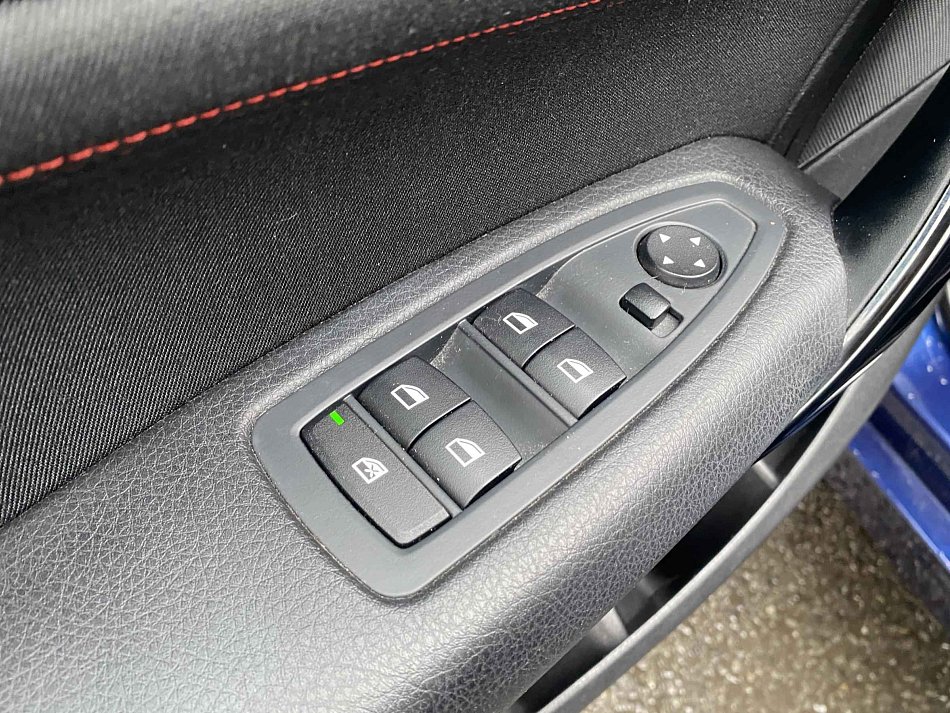 BMW Řada 1 1.5i Sport Line 118i