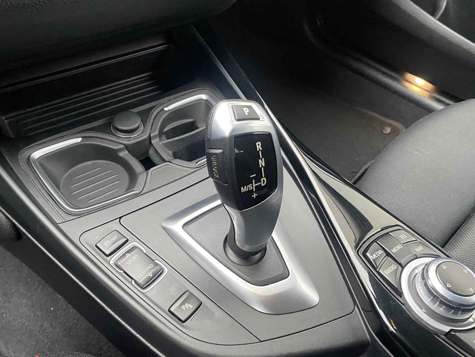 BMW Řada 1 1.5i Sport Line 118i