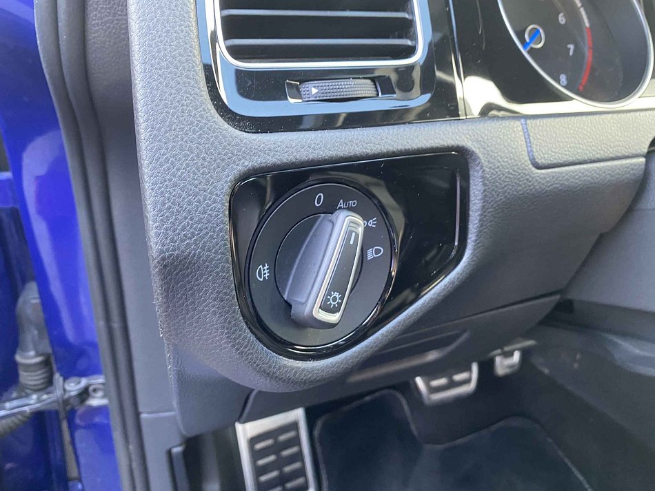 Volkswagen Golf 2.0 TSi R 4Motion