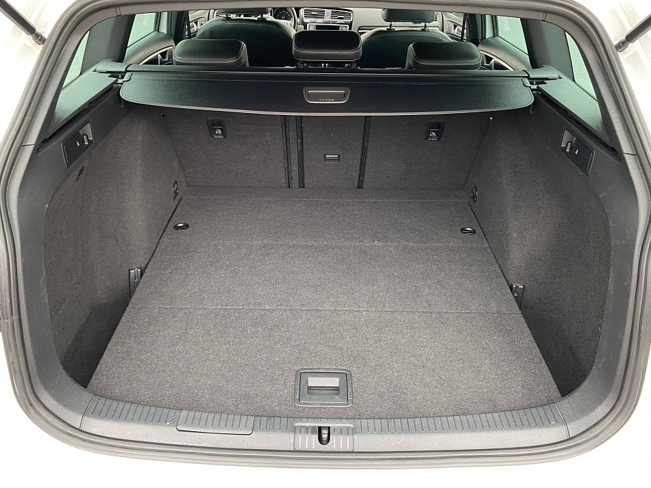 Volkswagen Golf 2.0TDi  GTD