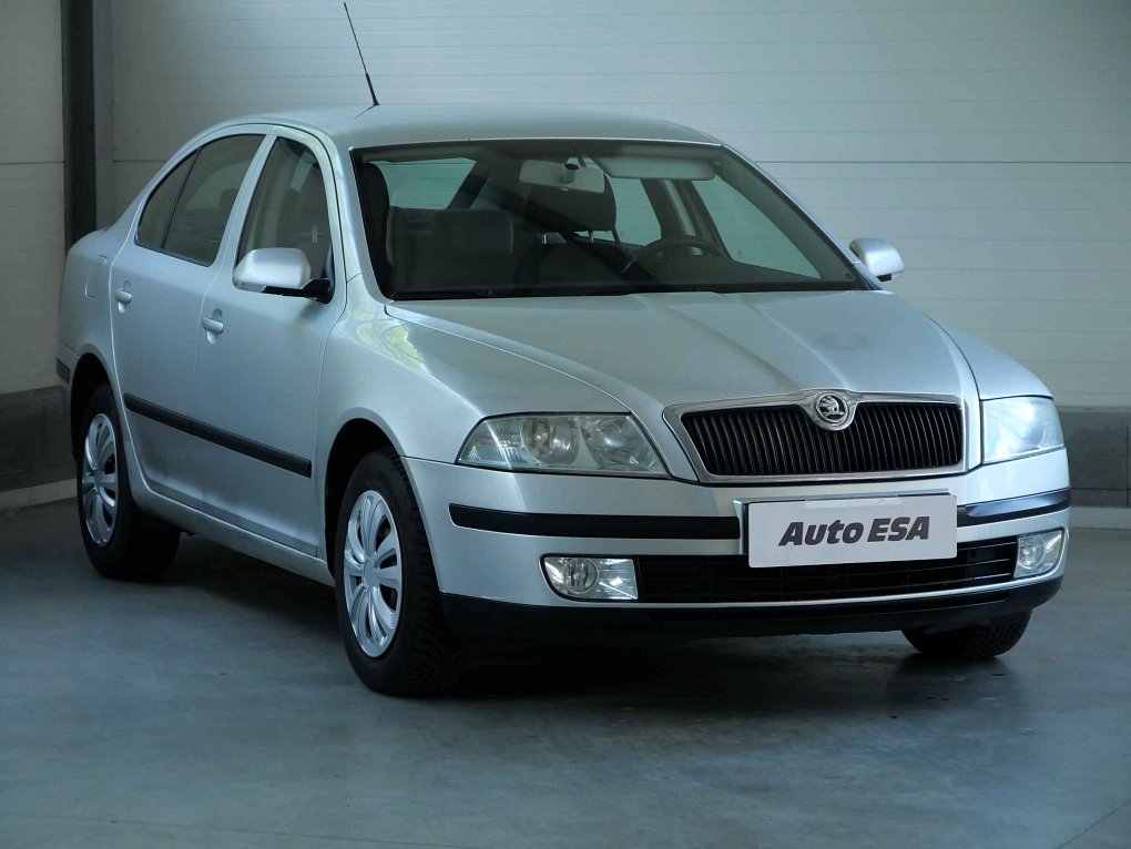 Škoda Octavia II 1.6i Ambiente