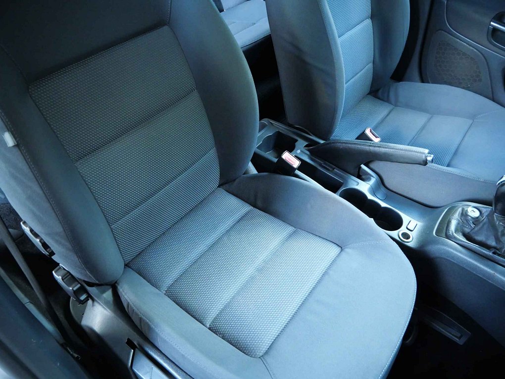 Škoda Octavia II 1.6i Ambiente
