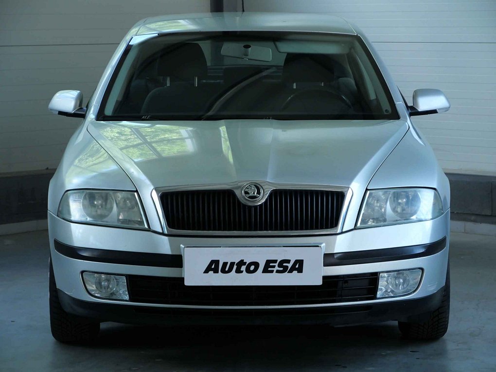 Škoda Octavia II 1.6i Ambiente