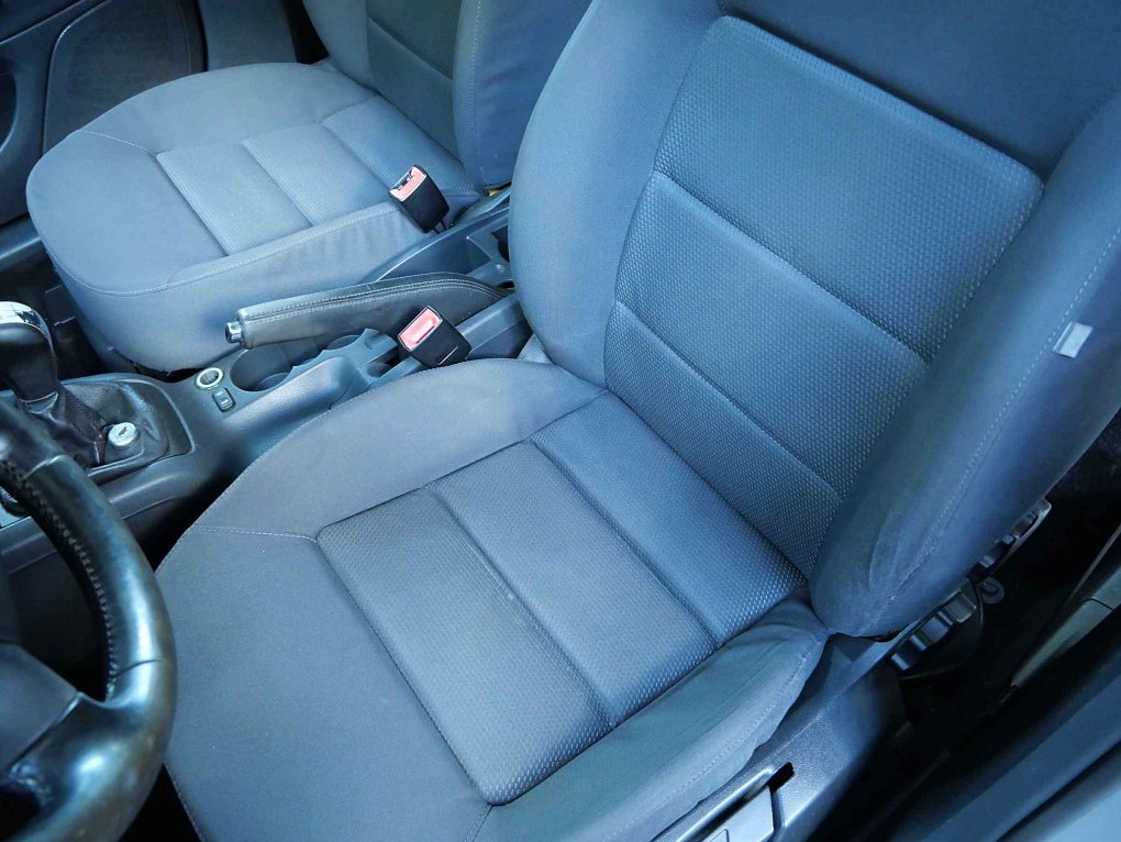 Škoda Octavia II 1.6i Ambiente