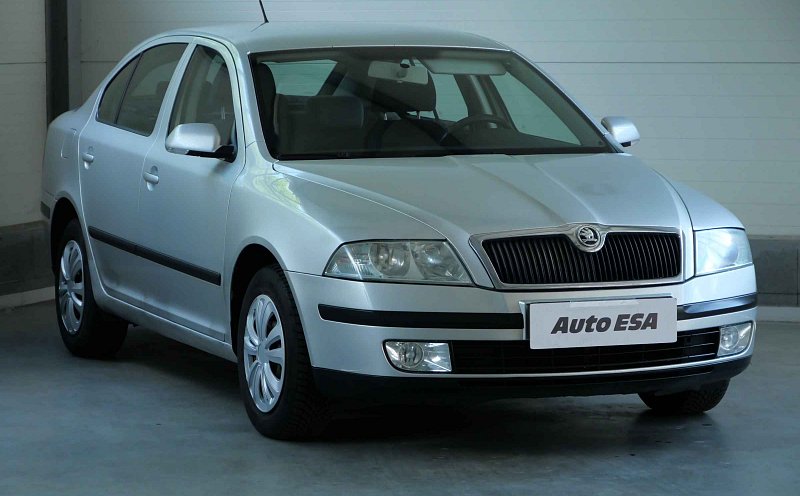 Škoda Octavia II 1.6i Ambiente