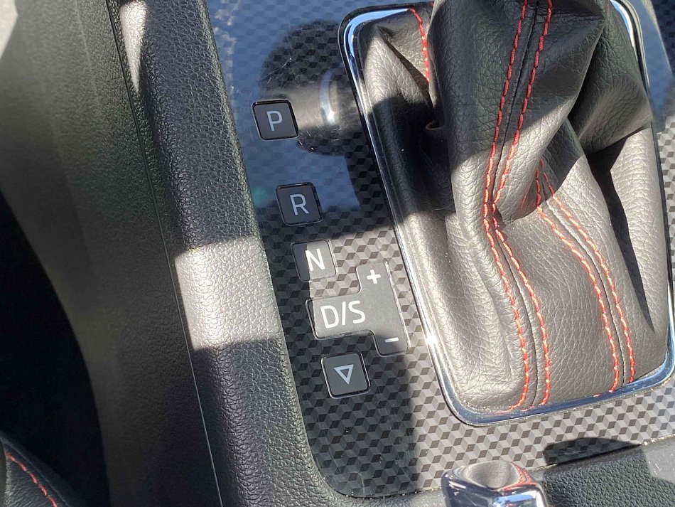 Škoda Octavia III 2.0 TSi RS