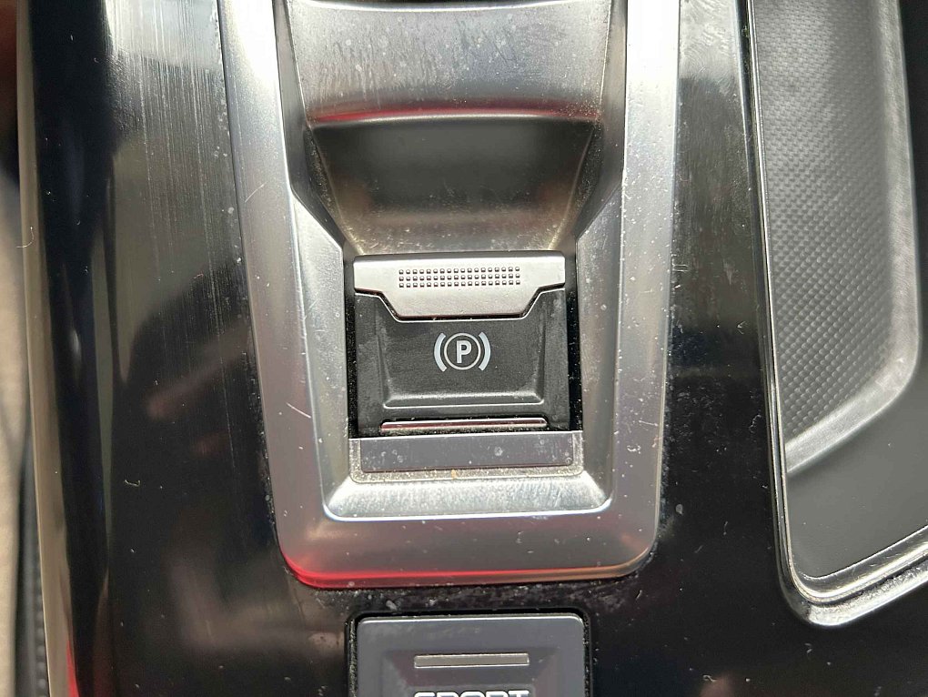 Peugeot 5008 2.0HDi 