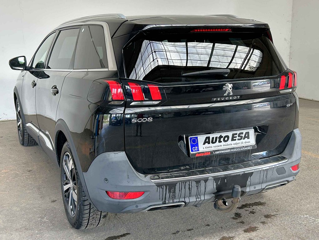Peugeot 5008 2.0HDi 