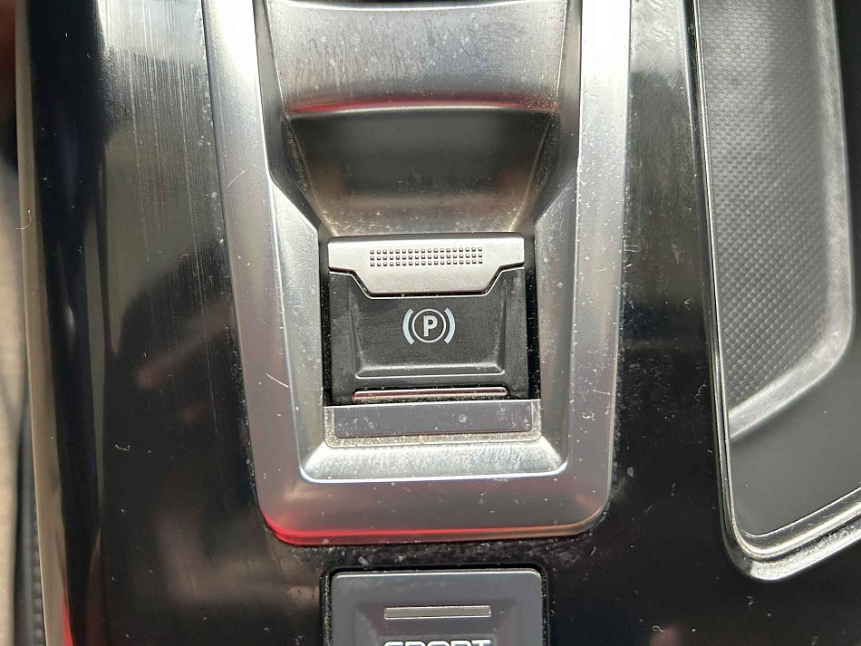 Peugeot 5008 2.0HDi 