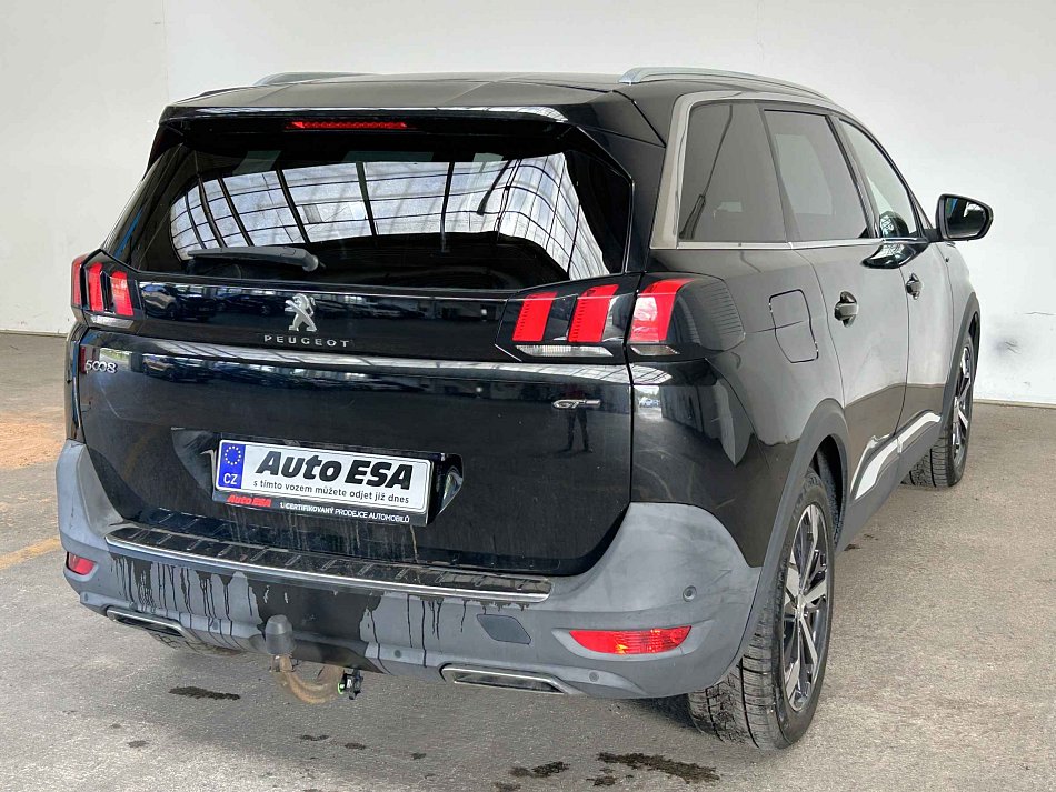 Peugeot 5008 2.0HDi 