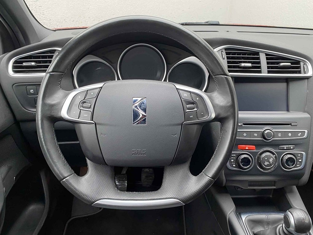 DS DS4 1.2 PT  crossback