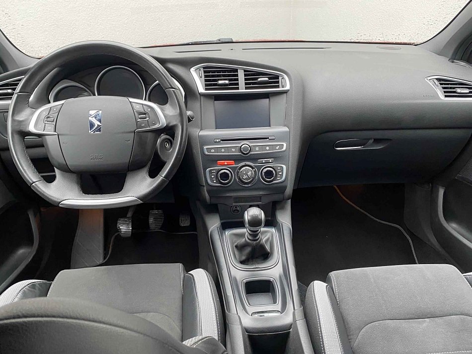 DS DS4 1.2 PT  crossback
