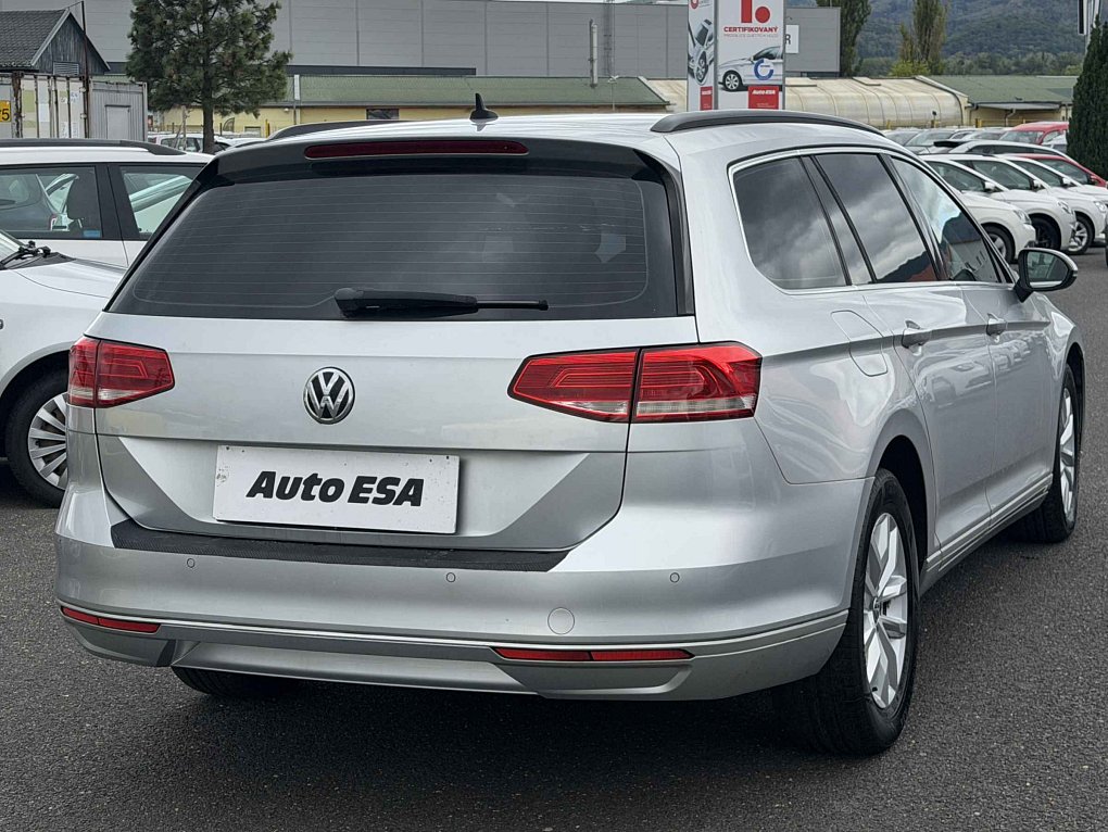 Volkswagen Passat 2.0 TDi 