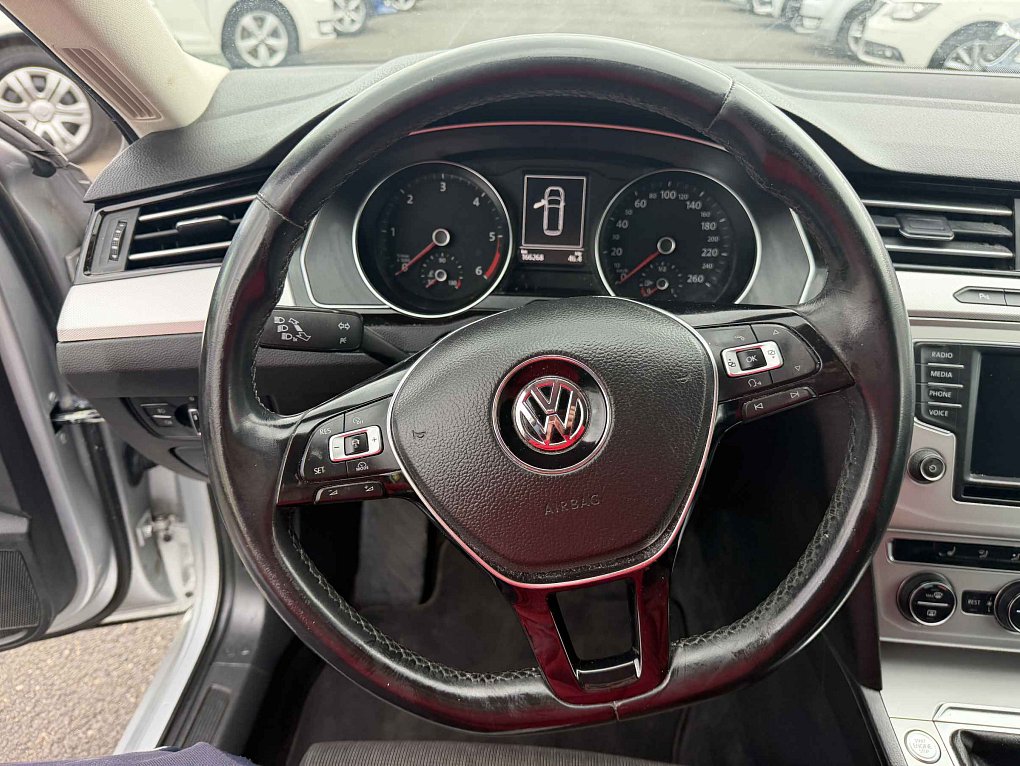 Volkswagen Passat 2.0 TDi 