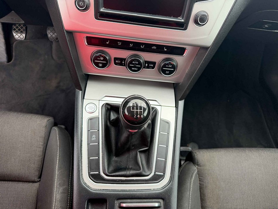 Volkswagen Passat 2.0 TDi 