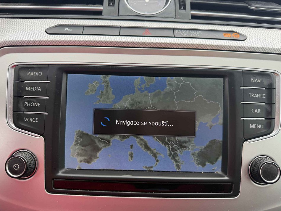 Volkswagen Passat 2.0 TDi 