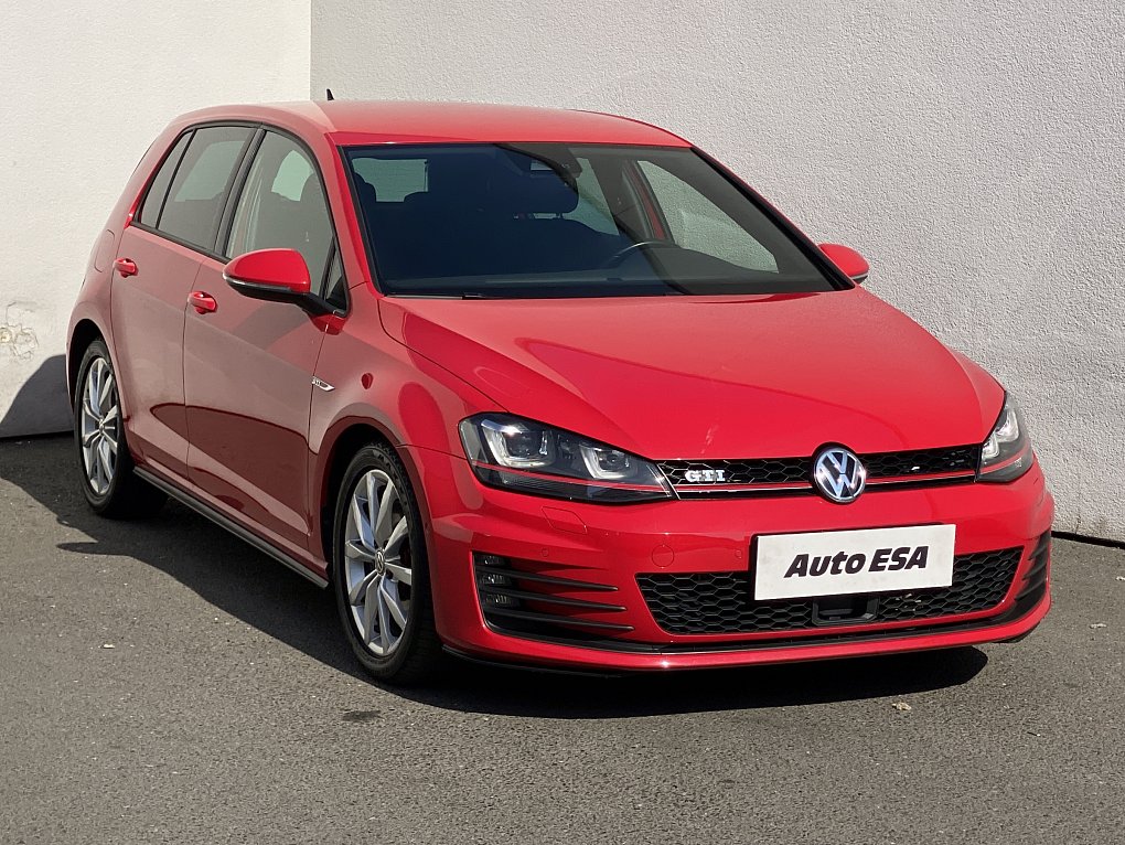 Volkswagen Golf 2.0 TSi GTi