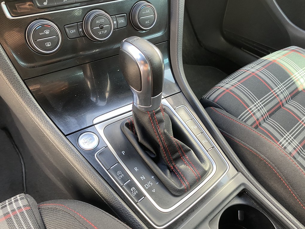 Volkswagen Golf 2.0 TSi GTi