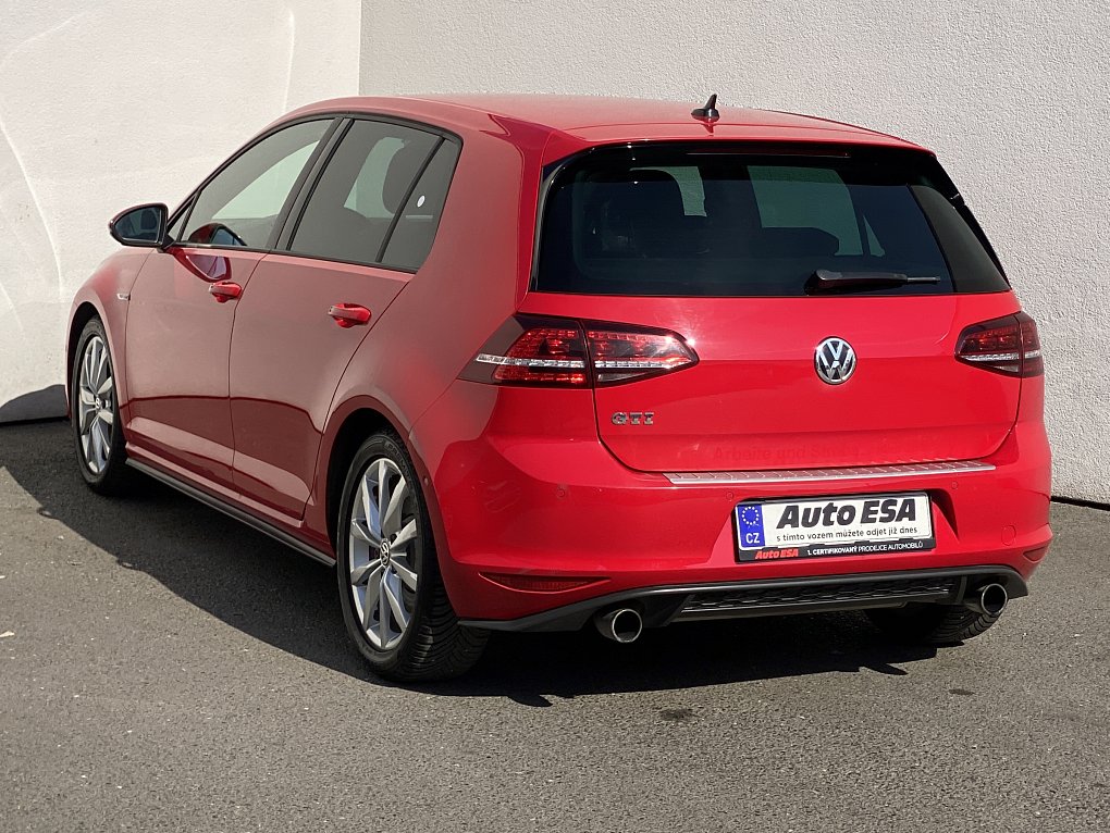 Volkswagen Golf 2.0 TSi GTi