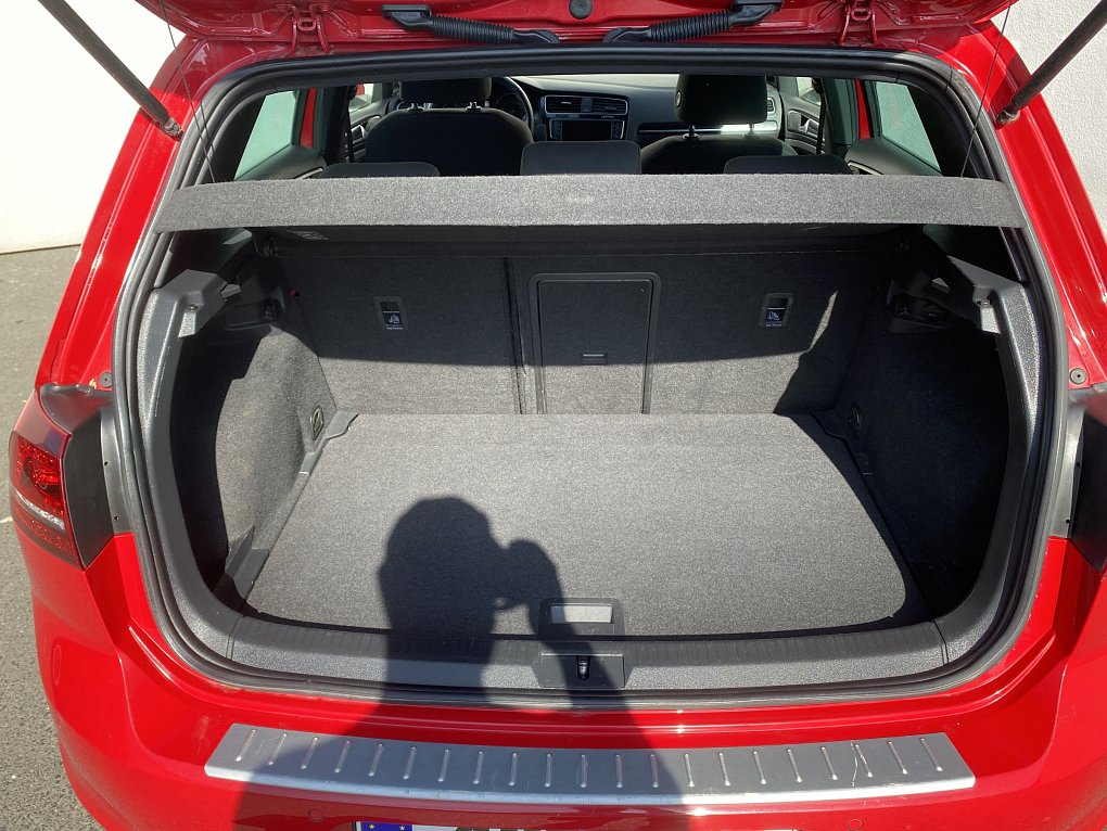 Volkswagen Golf 2.0 TSi GTi
