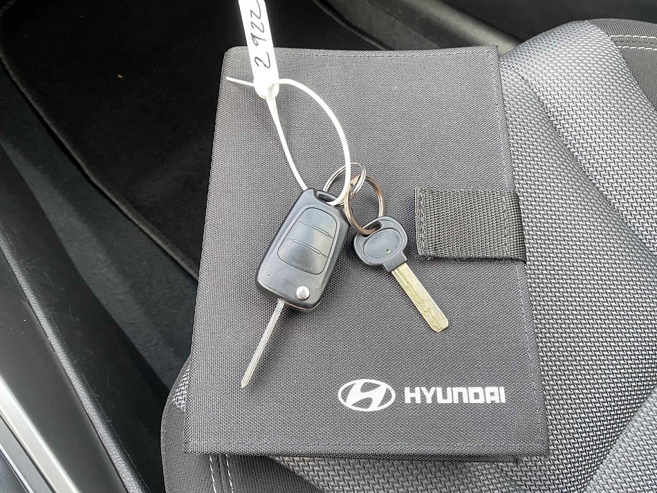 Hyundai I30 1.6GDi Trikolor