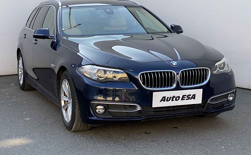 BMW Řada 5 2.0i LuxuryLine 528i xDrive