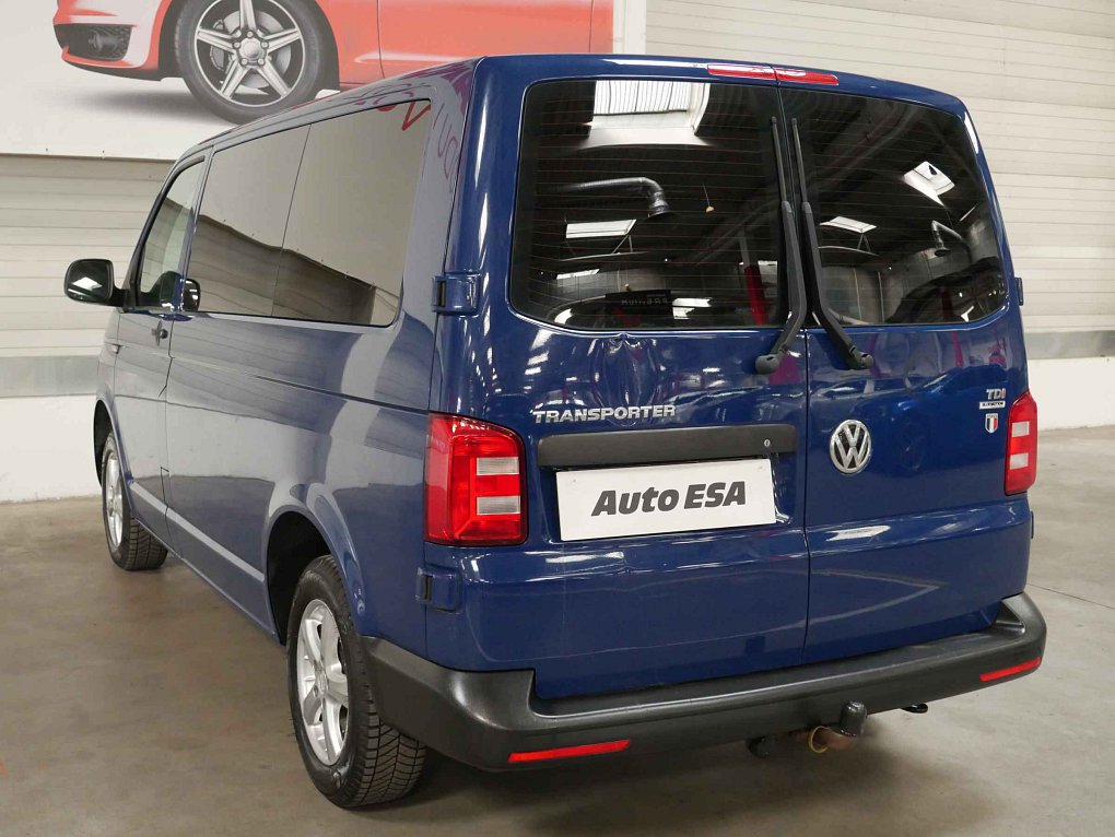 Volkswagen Transporter 2.0TDi  9míst