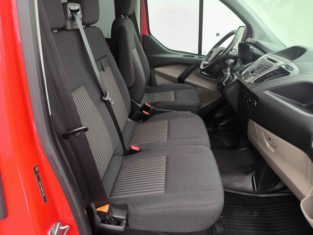 Ford Transit Custom 2.0TDCi Trend L2 6míst