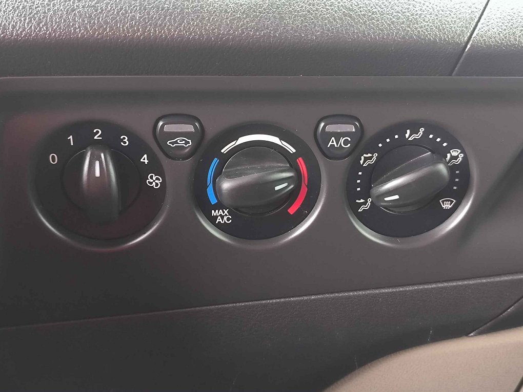Ford Transit Custom 2.0TDCi Trend L2 6míst