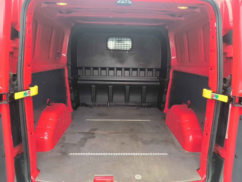 Ford Transit Custom 2.0TDCi Trend L2 6míst