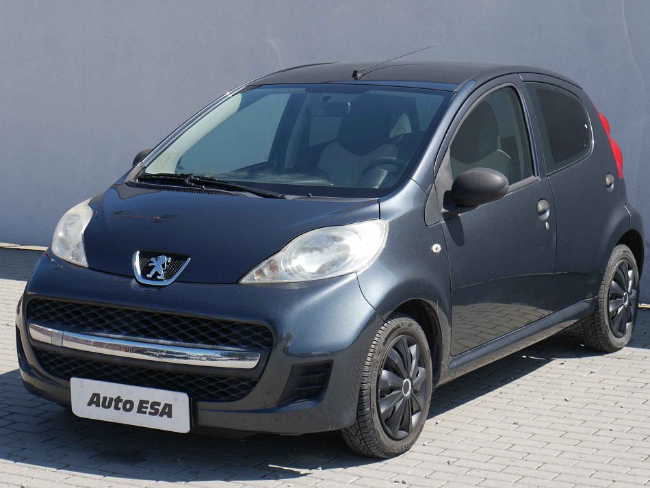 Peugeot 107 1.0i 