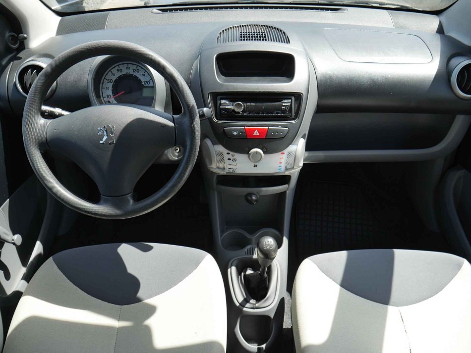 Peugeot 107 1.0i 
