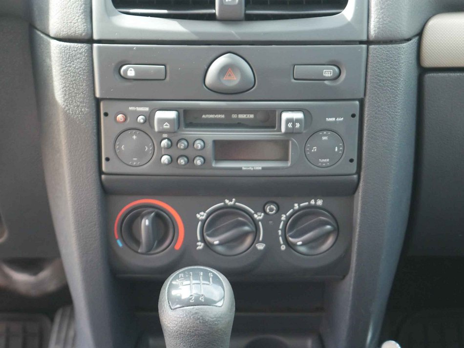 Renault Clio 1.2i 