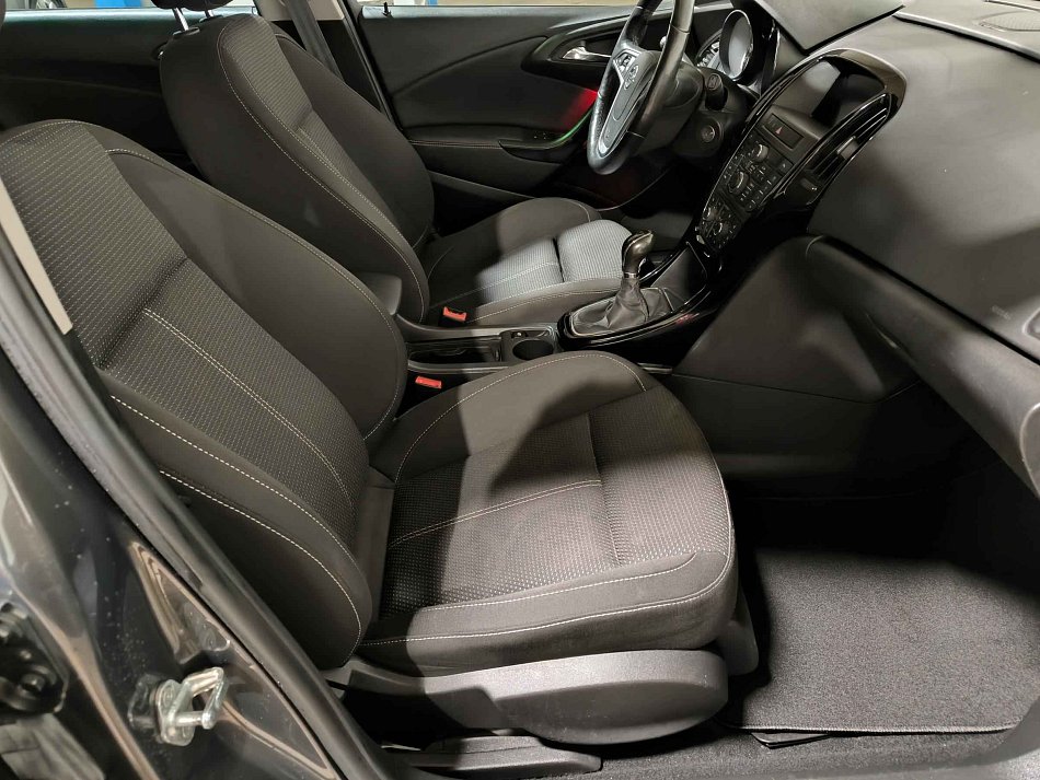 Opel Astra 1.6 CDTi Sport
