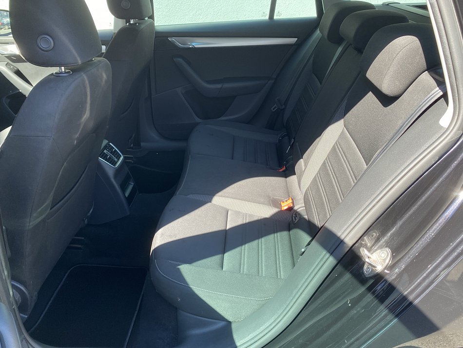 Škoda Octavia III 1.6TDI Ambition