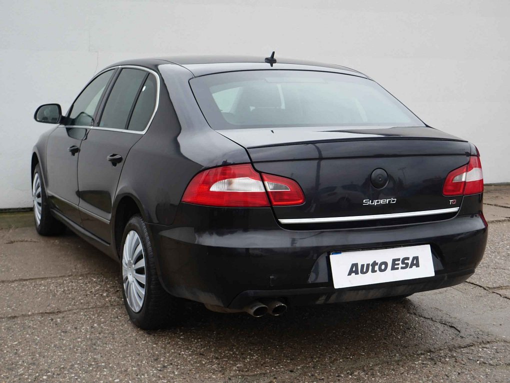 Škoda Superb II 2.0 TDi Ambition