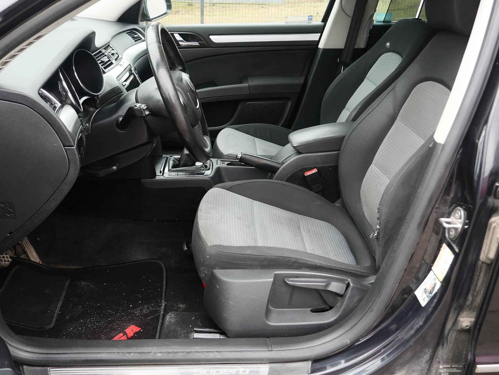 Škoda Superb II 2.0 TDi Ambition