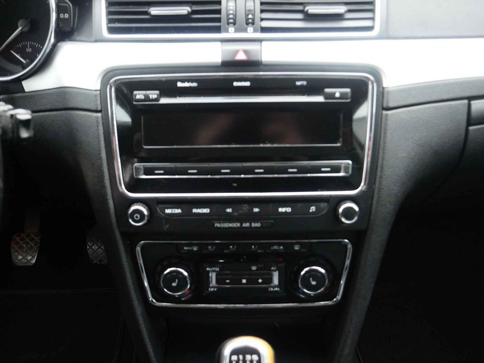 Škoda Superb II 2.0 TDi Ambition